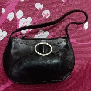 Kenneth Cole Black Leather Shoulder Bag with Silver Accent